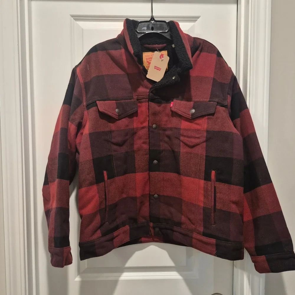 Levis Mens Sherpa Lined Trucker Jacket Red Black Buffalo Plaid Wool Blend NWT